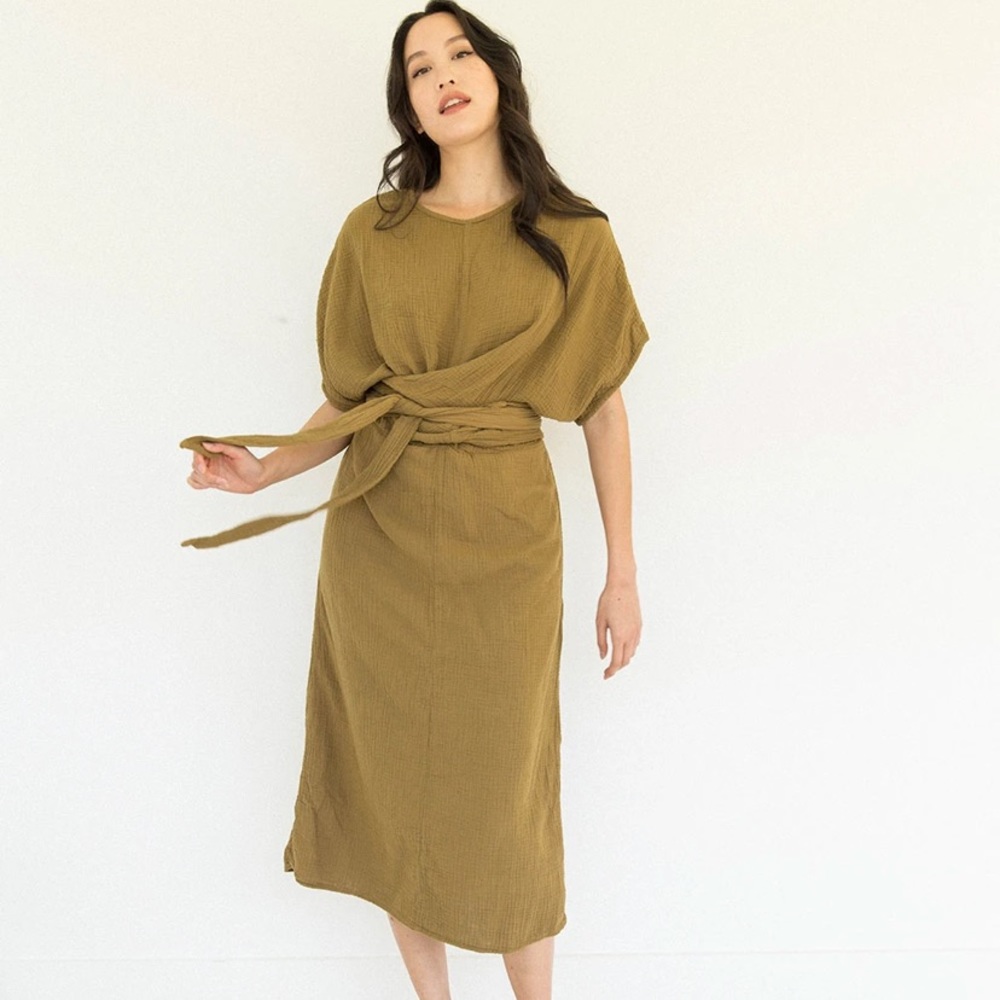 Suunday Dolman Dress in Tapenade